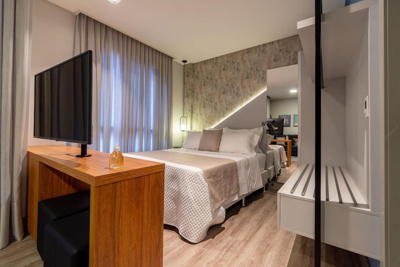 Aion Suítes 103 - Compacto E Luxuoso Loft - Rooftop Com Piscina E Academia - à Poucos Passos Da Bombinhas