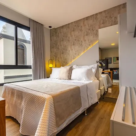 Aion Suites: Luxe Loft with Rooftop Pool Near Beach Bombinhas Exterior photo