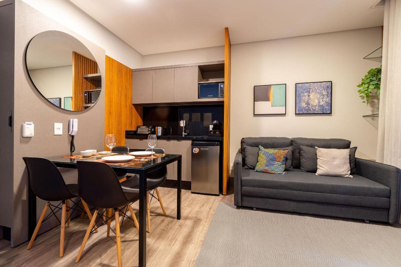 Aion Suites: Luxe Loft With Rooftop Pool Near * Bombinhas