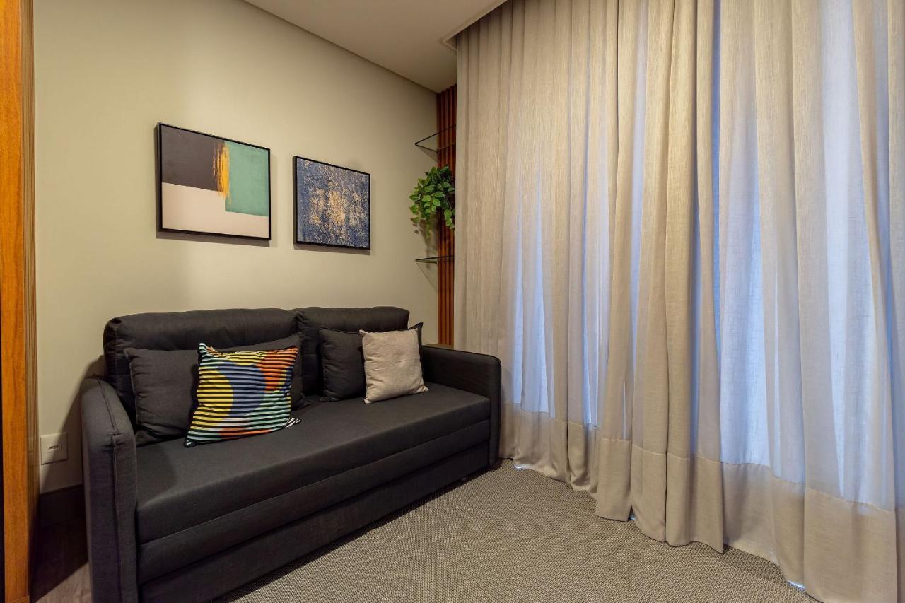Aion Suites: Luxe Loft With Rooftop Pool Near Apartment